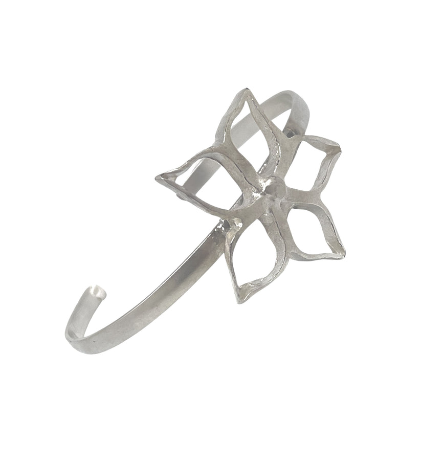 Pulsera brazalete fino IrregularBlom Únic plata 10µ ajustable - Imagen 3