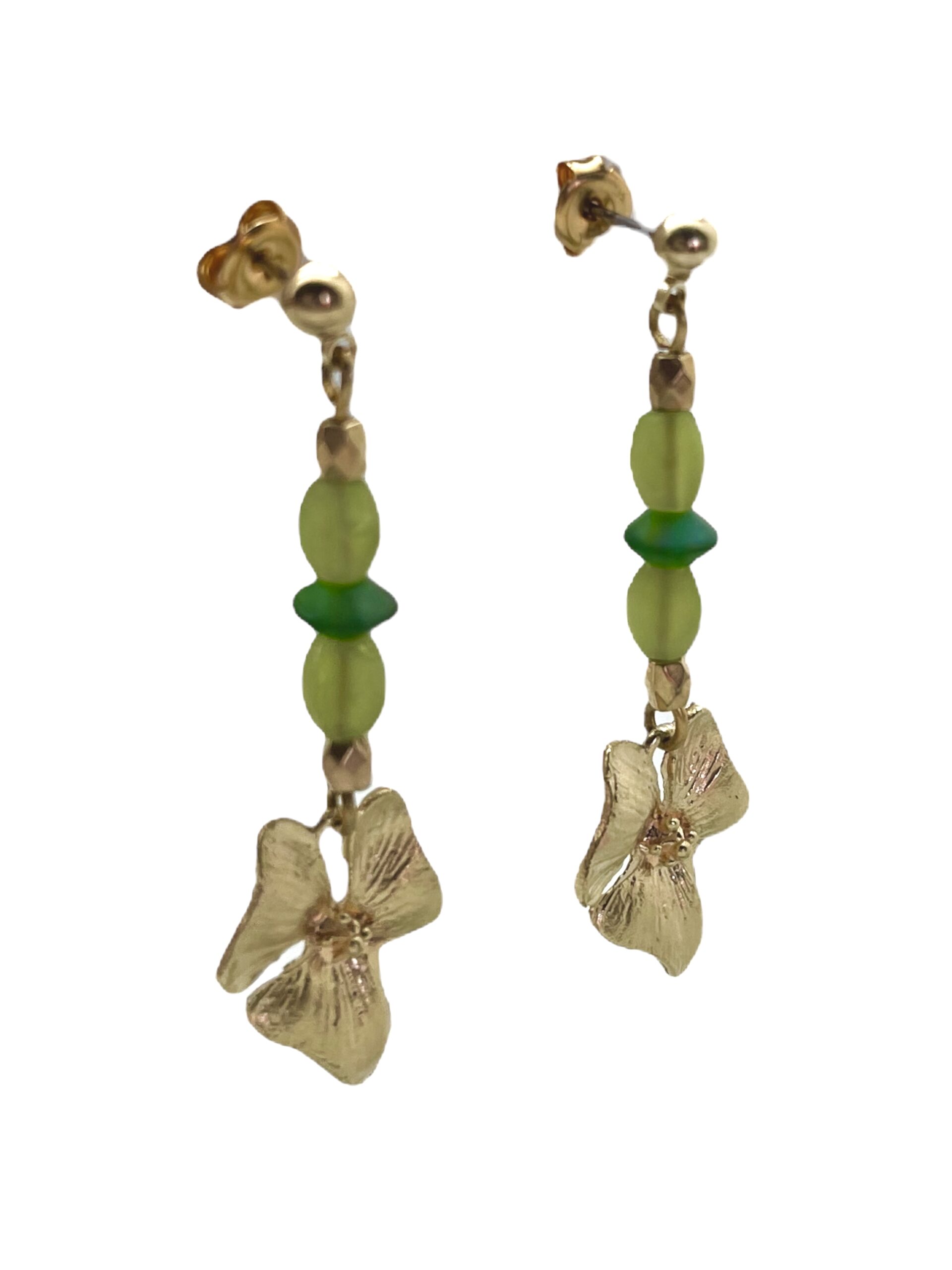 Pendiente Flor lineal Romantic dorado y verdes - Imagen 3